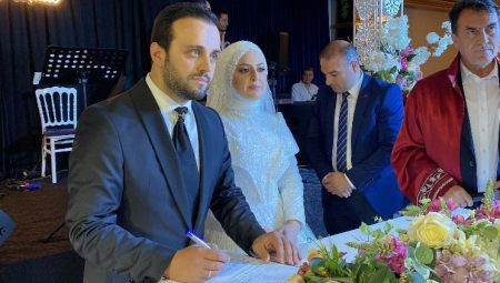 Bursa’da siyaseti buluşturan düğün