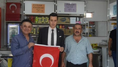 Dulkadiroğlu’nda MHP’den bin Türk bayrağı