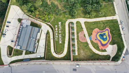 Karamürsel Seyir Terası misafirlerini ağırlıyor