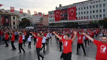 Manisa’da 100. yıl kutlamaları başladı