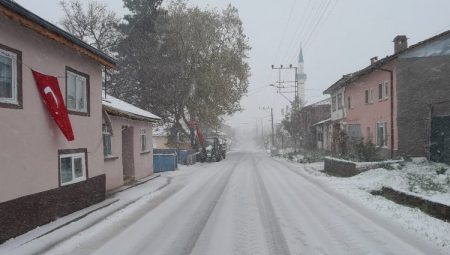 Bilecik ve ilçeleri beyaza büründü!