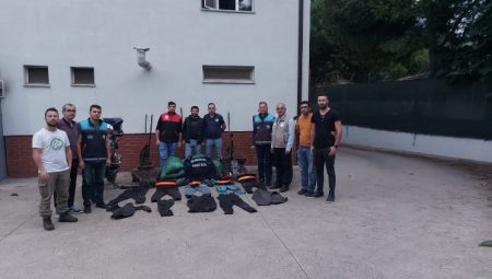 Bursa Mudanya sahilinde 1 ton kum şırlanı ele geçirildi