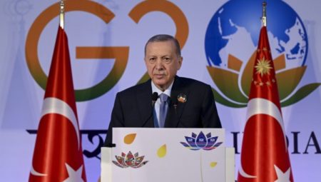 Cumhurbaşkanı Erdoğan’dan liderlere tepkiye davet etti