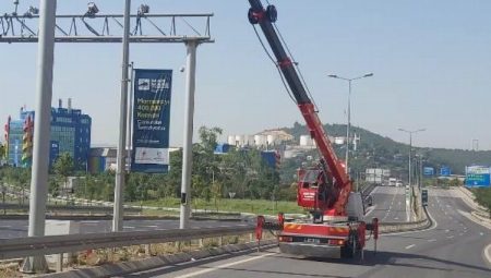 Dilovası’nda parklar 24 saat güvende!