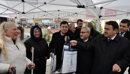 Kütahya’da sokak hayvanları yalnız bırakılmıyor