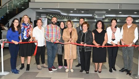 Manisa’da ‘Yüzyıldan Yüzler ve Renkler’