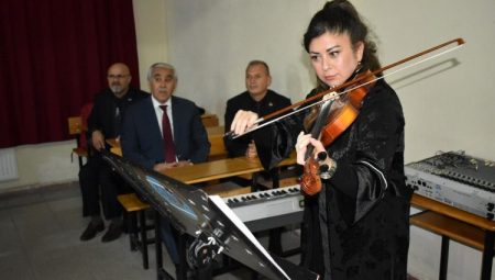 Manisa’nın tek ‘Öğretmenler Korosu’ çalışmalara başladı