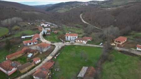 Bursa İnegöl’de Karahasanlar parke taşa kavuştu