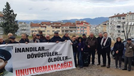 Devrim şehidi Kubilay Bursa’da unutulmadı