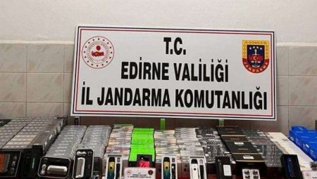Enez’de kaçak elektronik sigara ele geçirildi