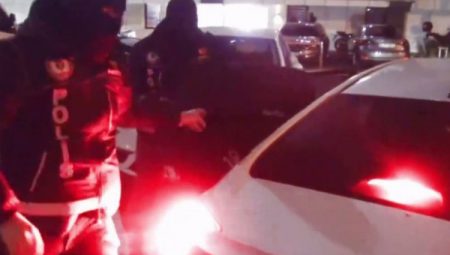 Interpol’ce aranan suç örgüt üyesi İstanbul’da ‘Kafes’lendi