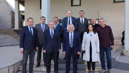 Memduh Büyükkılıç’tan KCETAŞ’a ziyaret