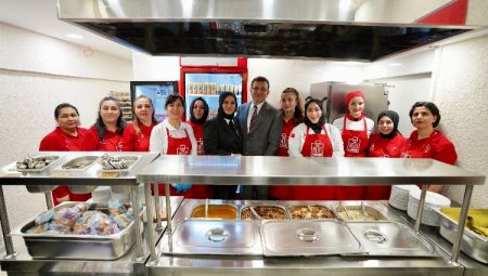 4 çeşit yemek 40 TL… 10’uncu lokanta Pendik’te açıldı