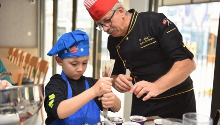 Bursa Yıldırım’da minik aşçılar atölyede