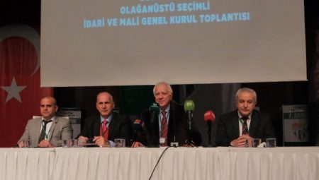 Bursaspor’un 32. başkanı Sinan Bür oldu