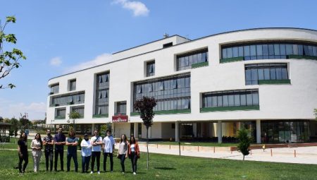 Eğitim burslarından en çok faydalanan üniversite seçildi