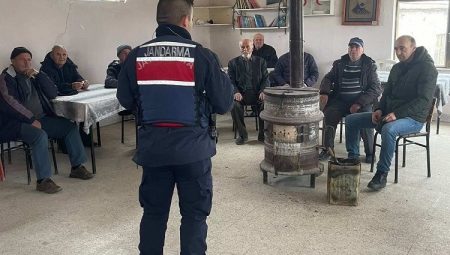 Enez’de jandarmadan dolandırıcılık bilgilendirmesi