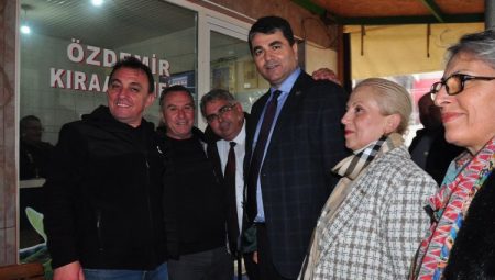 Gültekin Uysal, İpsala adayını tanıttı