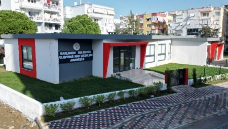 İzmir Narlıdere’de anaokulu görücüye çıkıyor