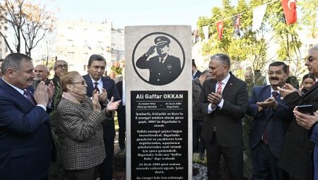 Muratpaşa’da Gaffar Okkan Parkı açıldı