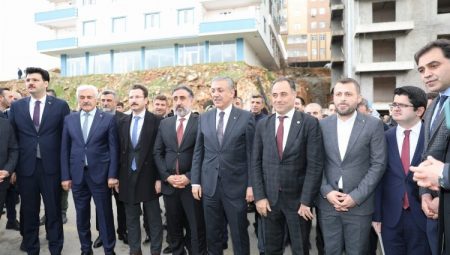 Adak: ‘Mardin tarih ve kültür şehridir’