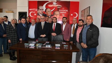 ‘Gönül bağıyla Manisa’ya hizmet etmeye devam edeceğiz’