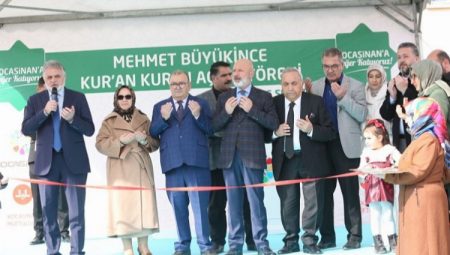 Kayseri Kocasinan’da Mehmet Büyükince Kur’an Kursu açıldı
