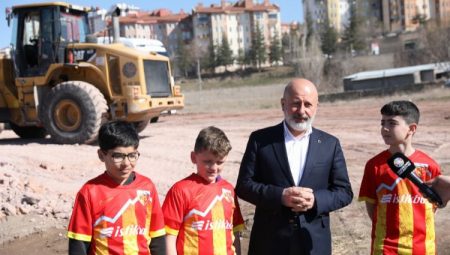 Başkan Çolakbayrakdar’dan gençlerin gönlünü fetheden yatırım