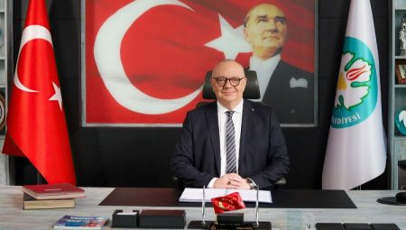 Başkan Ergün, 8 Mart Dünya Kadınlar Günü’nü kutladı