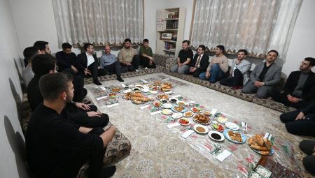 Başkan Pekyatırmacı Ramazan coşkusunu hemşehrileriyle yaşıyor