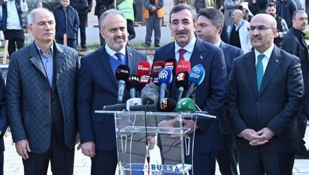 Cumhurbaşkanı Yardımcısı Yılmaz: “Alinur Aktaş başkanımızın yanındayız”