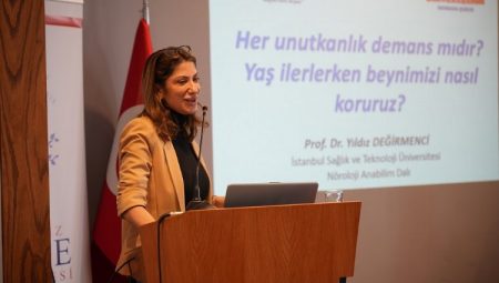 İstanbul Şişli'de 'İyi Yaşlanma'nın püf noktaları konuşuldu