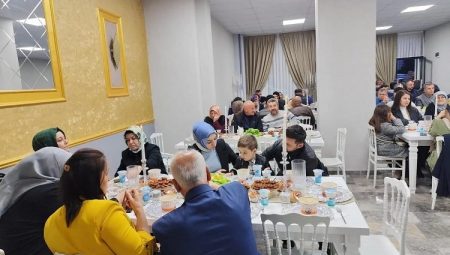 Sivas’ta yaşayan Tokatlılar iftar yemeğinde buluştu