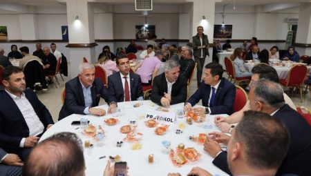  Acar Başkan’ın ilk ziyareti Kavaklıdereliler’e oldu