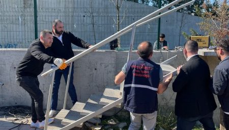 İzmit’te tartışmalık merdiven yeniden yapıldı