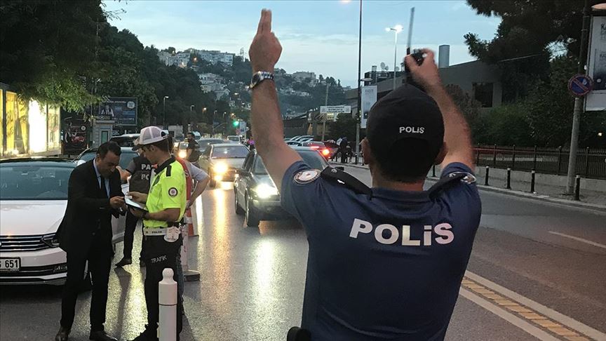 İstanbul genelinde 'Yeditepe Huzur asayiş uygulaması yapılıyor