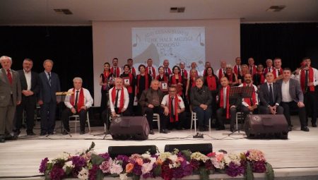 ADD Keşan Şubesi THM Korosu konseri  türküseveler ile buluştu