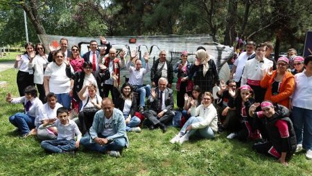 Başkan Özdemir: ‘Kutlama değil, farkındalık haftası’