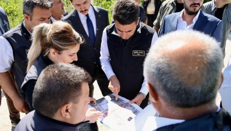 Bilecik’te 25 yıllık köy yoluna Vali Aygöl el attı