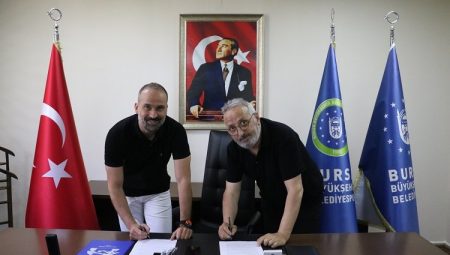 Bursa BBSK Başantrenör Cemal Bora Şensoy’la devam ediyor