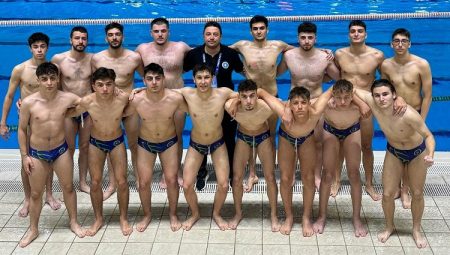 Bursa Büyükşehir Belediyespor Sutopu Takımı namağlup finalde