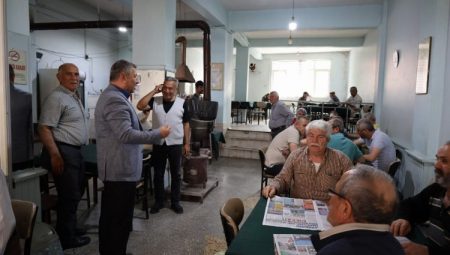 İzmit Belediyesi kent esnafının yanında