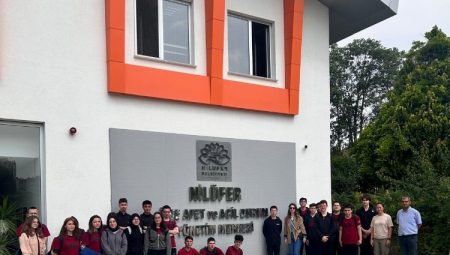 Nilüfer Belediyesi’nden öğrencilere simülatörlü eğitim