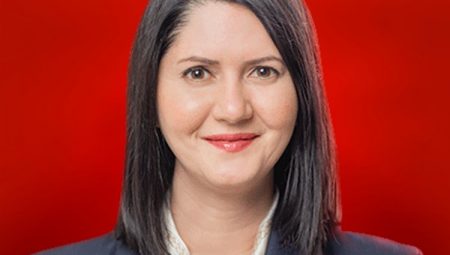 Belediye başkanının evi önünde silah sesleri