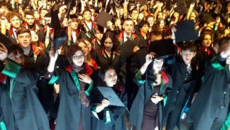Bursa Erkek Lisesi’nde mezuniyet coşkusu