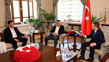 CHP Lideri Özel’den, Manisa Vali Ünlü’ye ziyaret