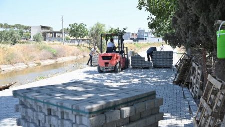 Mahalle sakinleri istedi, Başkan Zeyrek yaptı