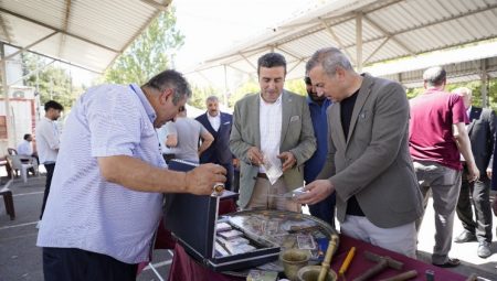 Sivas’ta antika pazarı açıldı