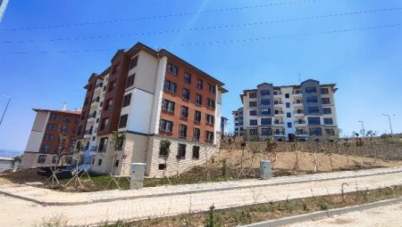 Subaşı TOKİ’lerinde hak sahipleri anahtarlarına kavuştu