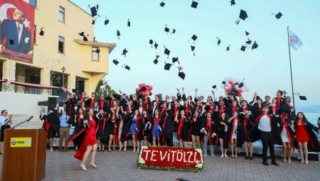 TEVİTÖL mezunlarını geleceğe uğurluyor